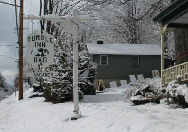Tumble Inn Schroon Lake Exterior foto